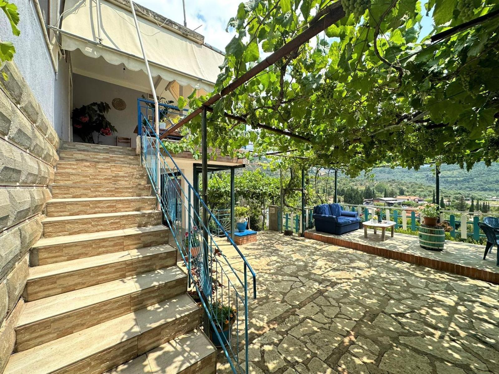 Boungainvillea Himarë Exterior foto